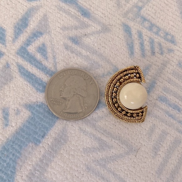 Crescent Earrings - Picture 6 of 7